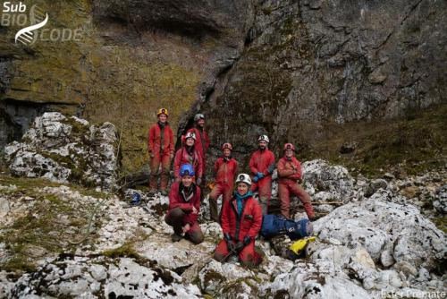 In our last group photo of the whole team we all look happy, as we easily found the  entrance to Vranjača cave. At the first attempt some days before, part of the team could not reach the entrance due to snow and too distant starting point.